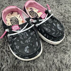 Hey Dude Black and Pink Moccasins Lightweight Canvas